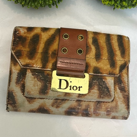 02Lu0074 Authentic Dior leopard wallet - Picture 1 of 14